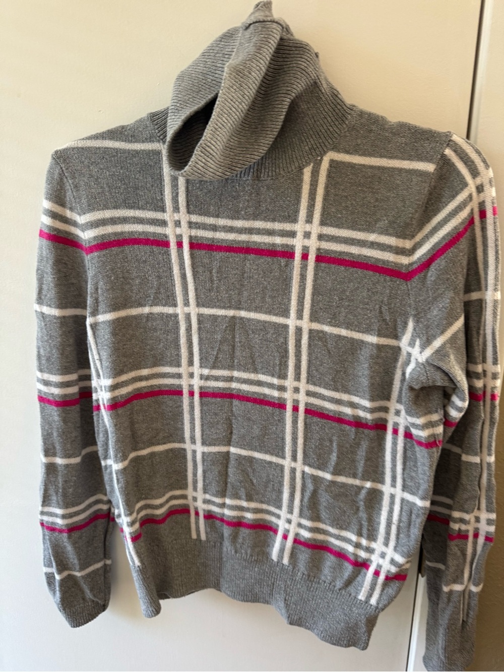 Banana Republic Gray Turtleneck Sweater with Pink and White Plaid Accents